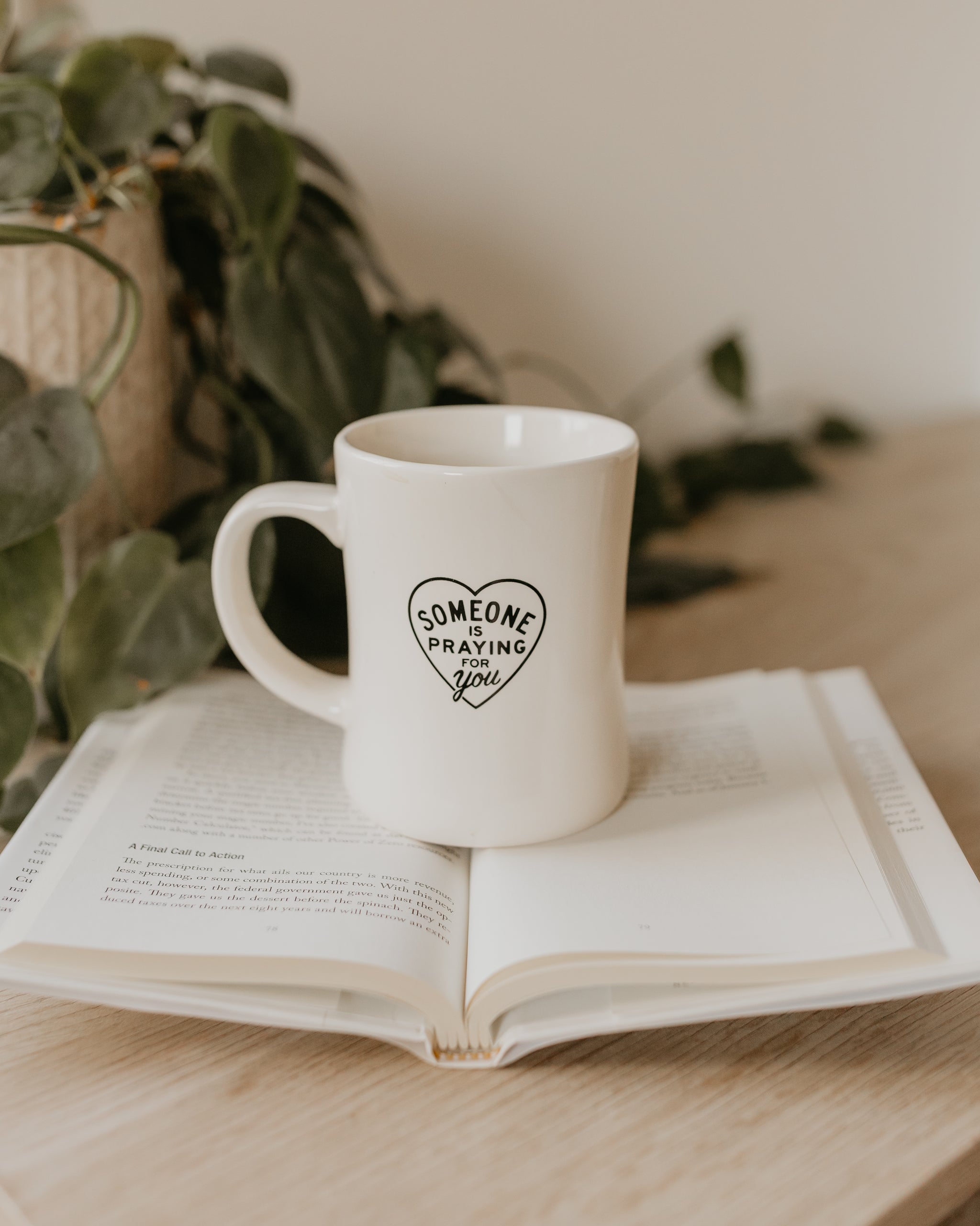 Mug | Maxine's Coffee Shop | 12oz Ceramic Coffee Mug
