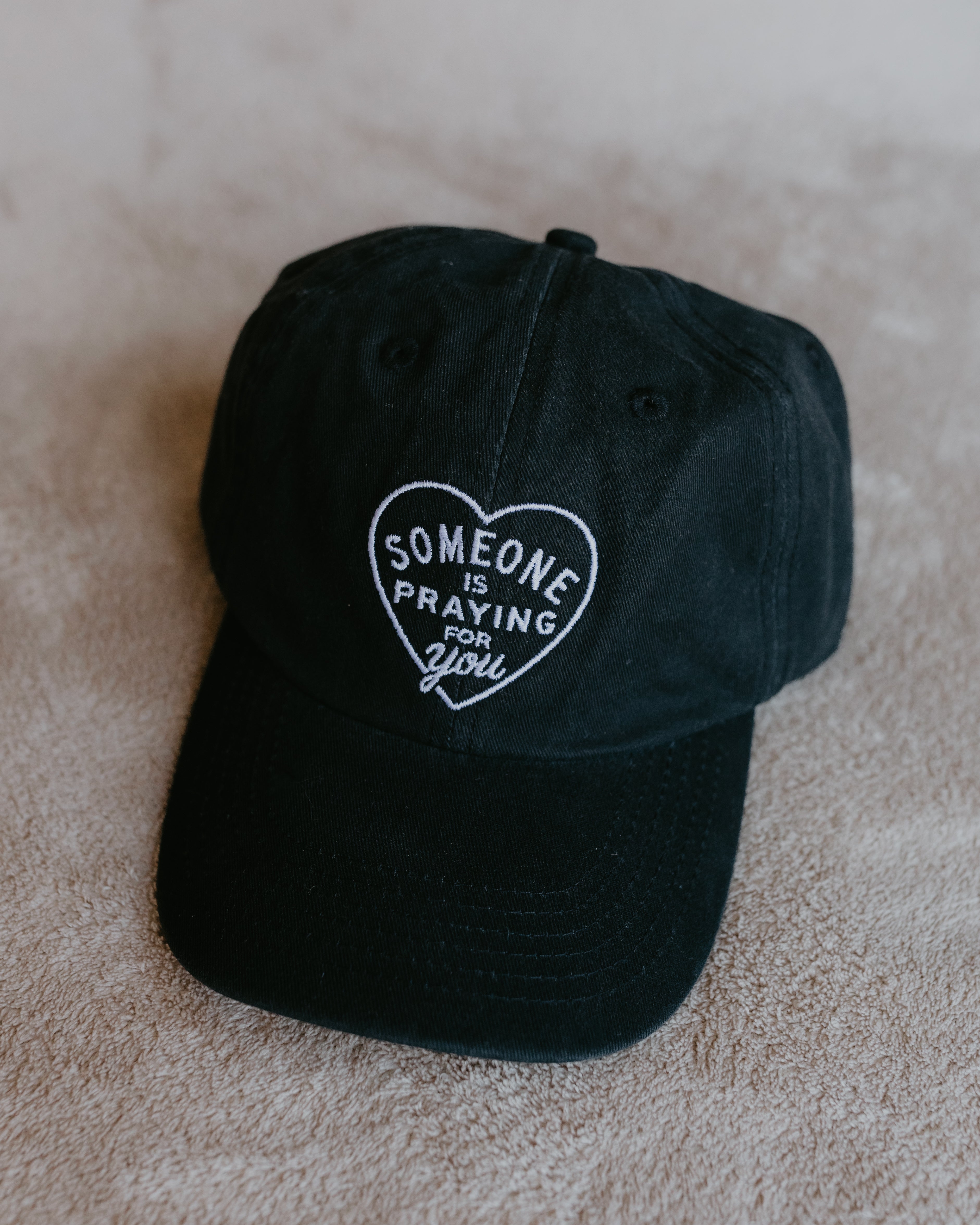 Heart Hat - Black